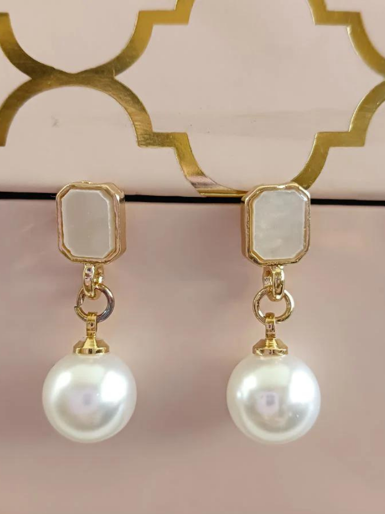 Gold Plated Droplet Pearl Earring