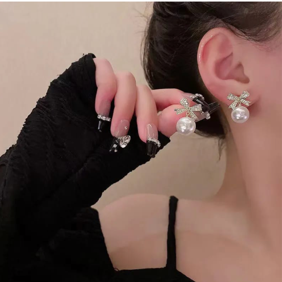 Bow Pearl Earrings