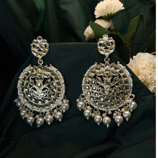 Off White Kundan Earrings
