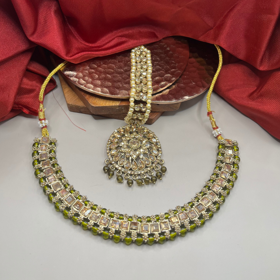 Designer Choker Set with Maang Tikka