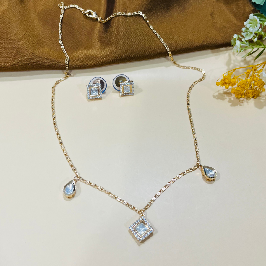 Moissanite Sleek Necklace Set