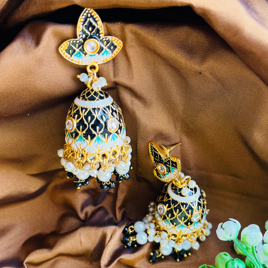 Gold Platted Black Dome Shaped Kundan Jhumkas