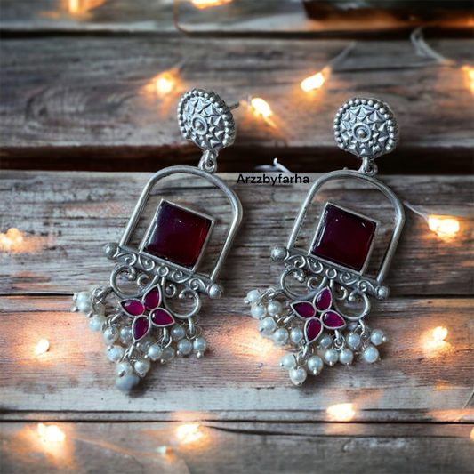 Aliza Dangler Earrings