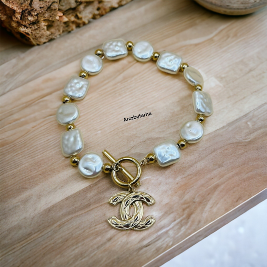 Gold Toned Pearl Beaded Bracelet