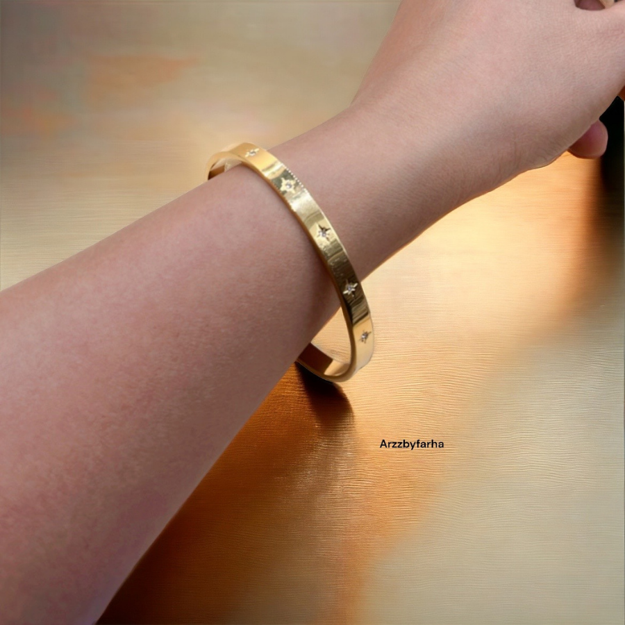 Gold Platted Crystal Cuff Bracelet