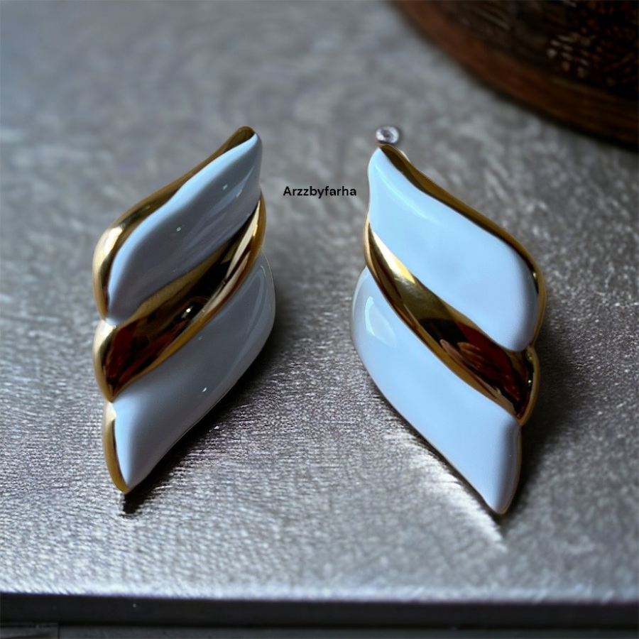 Anne Premium Studs