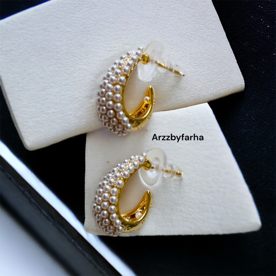 Luxe Gold Pearl Teardrop Earrings