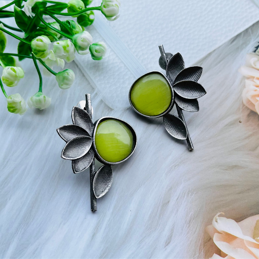 Silver Leaf Stud Earrings