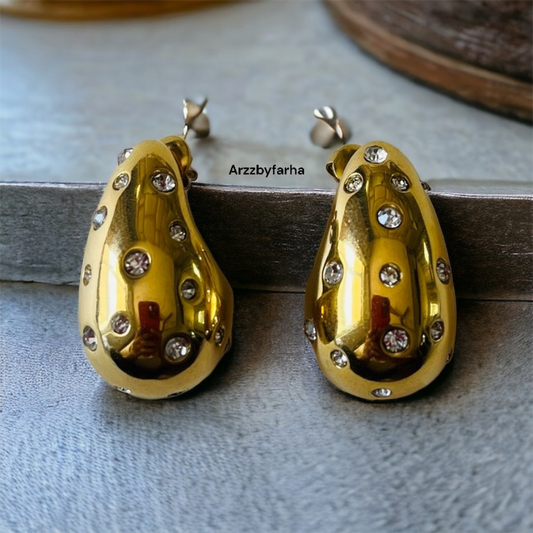 Luxe AD Studded Teardrop Earrings