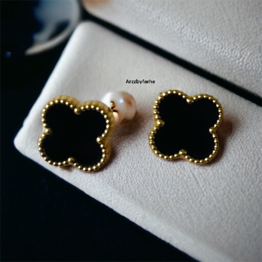 Clover Stud Earrings