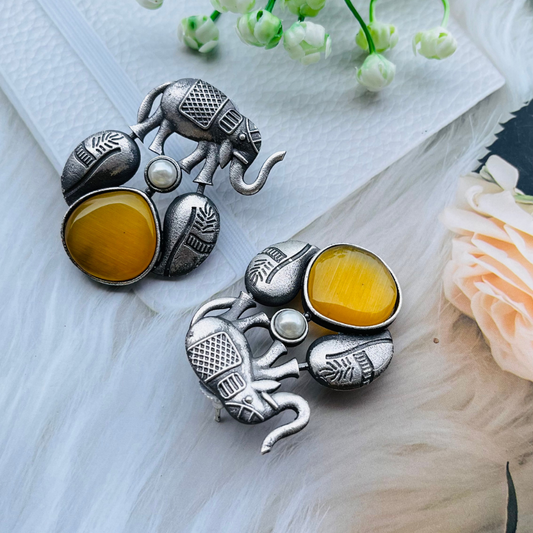 Elephant Yellow Studs