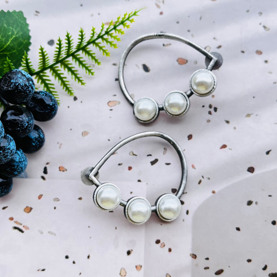 Contemporary Pearl Stud Earrings