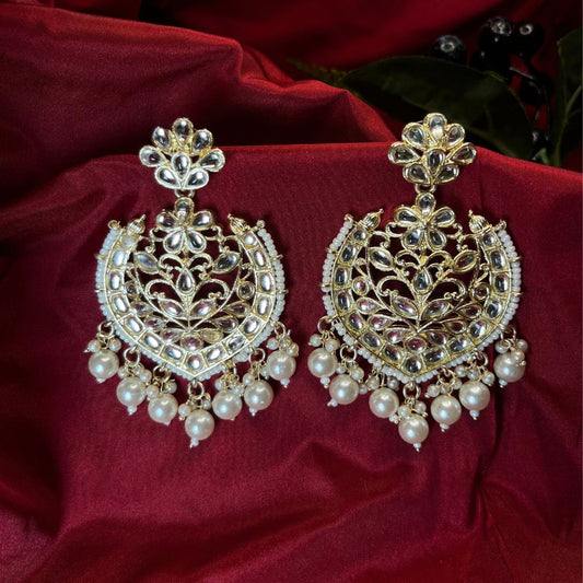 Off White Kundan Earrings
