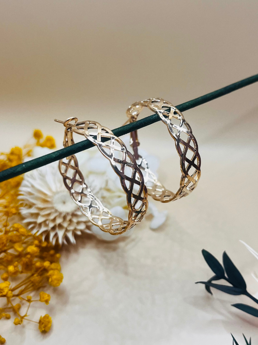 Rosegold hoop eaarings for office wear