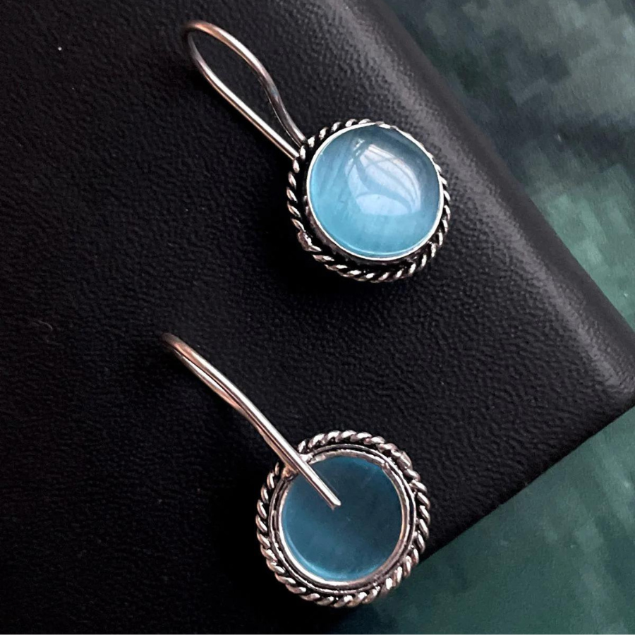 Monalisa Stone Hook Earring