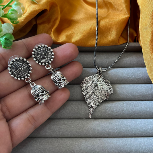 Leaf Pendent Chain With Jhumki