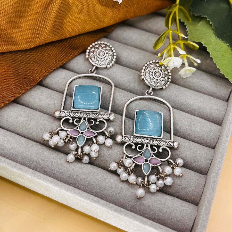 Aliza Dangler Earrings
