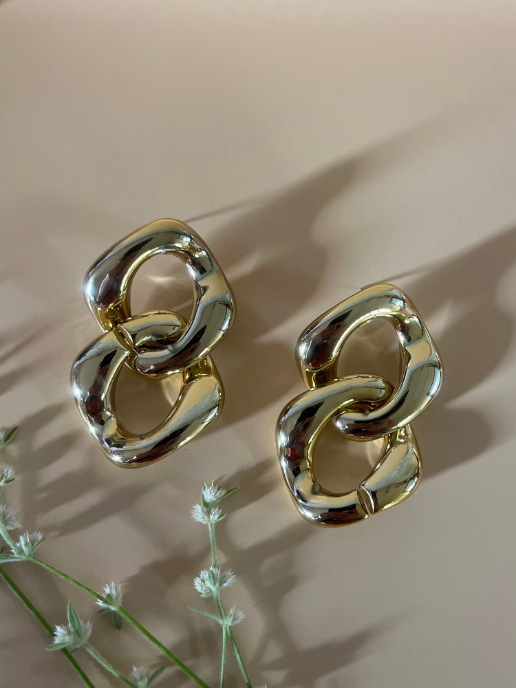 Celebrity style gold earrings