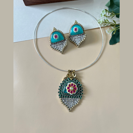 Dual Tone Statement Hasli Necklace Set