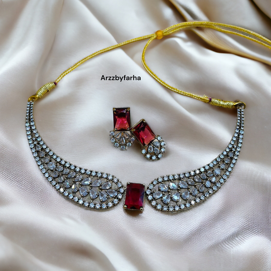 Kainaat Choker Necklace Set