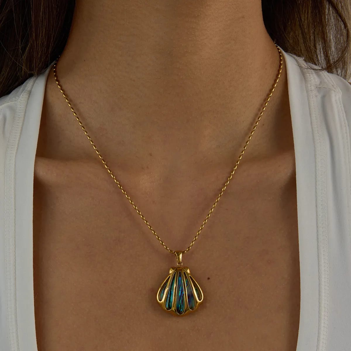 Blue Stone Shell Necklace