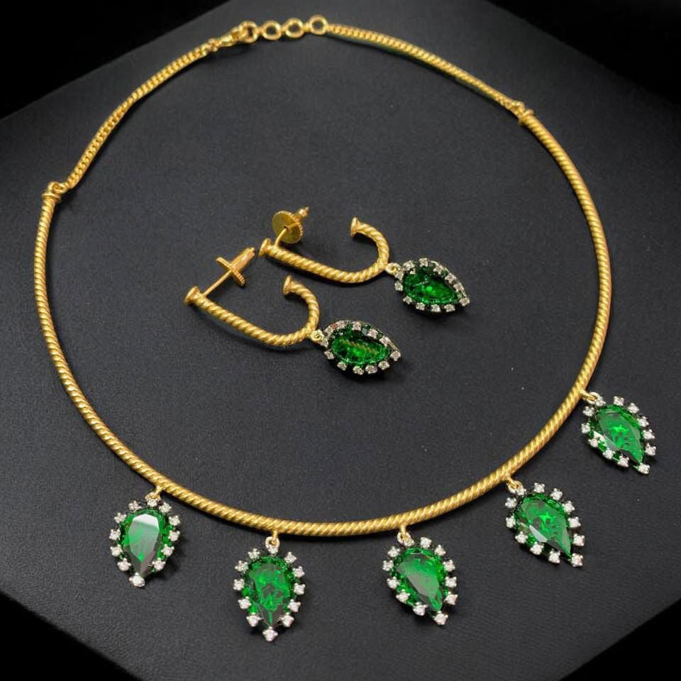 Statement Hasli Necklace Set