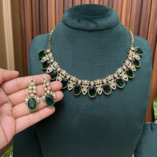 Green Stone Necklace Set