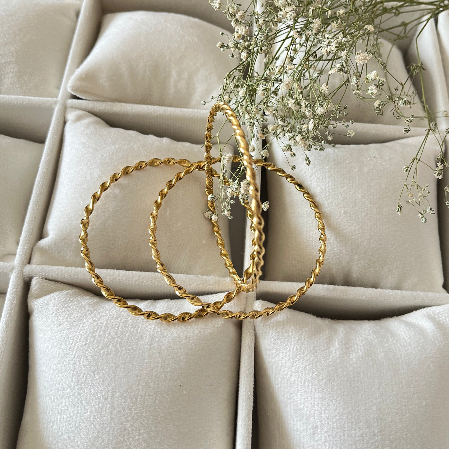Set 3 Twisted Bangle Bracelet