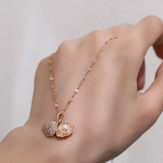 Sea Shell Pearl Chain Pendant