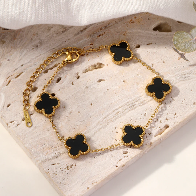 Black Clover Chain Bracelet