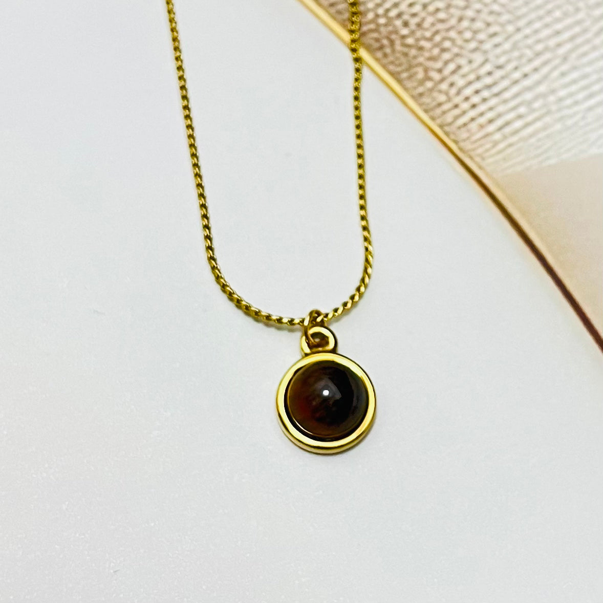Brown Circle Pendant Necklace