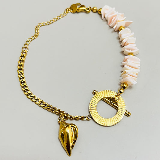 Gold Shell Chain Bracelet