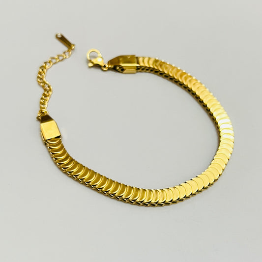 Gold Textured Chain Bracelet