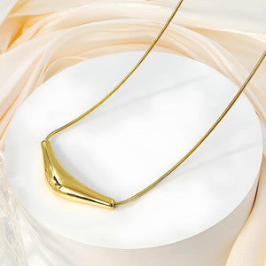 Antitarnish Gold Pendant Necklace