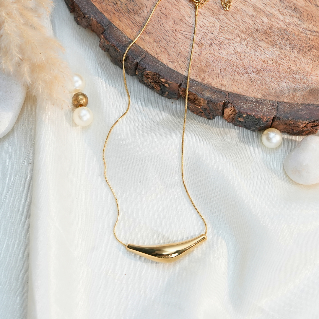 Antitarnish Gold Pendant Necklace