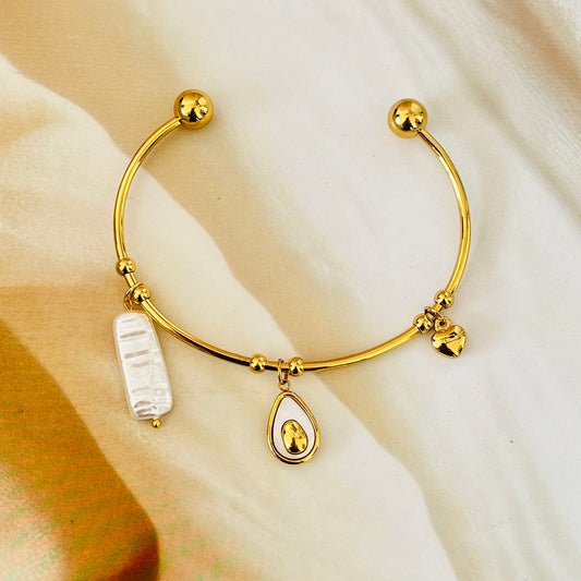 Open Charm Gold Bracelet