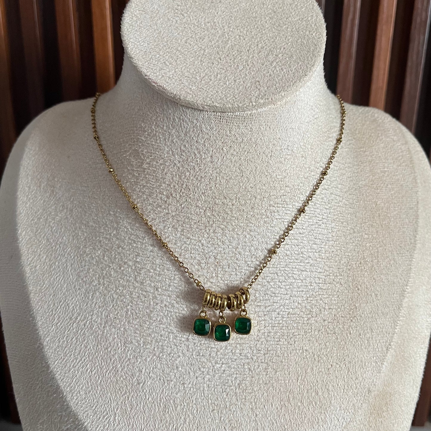 Green Stone Chain Necklace