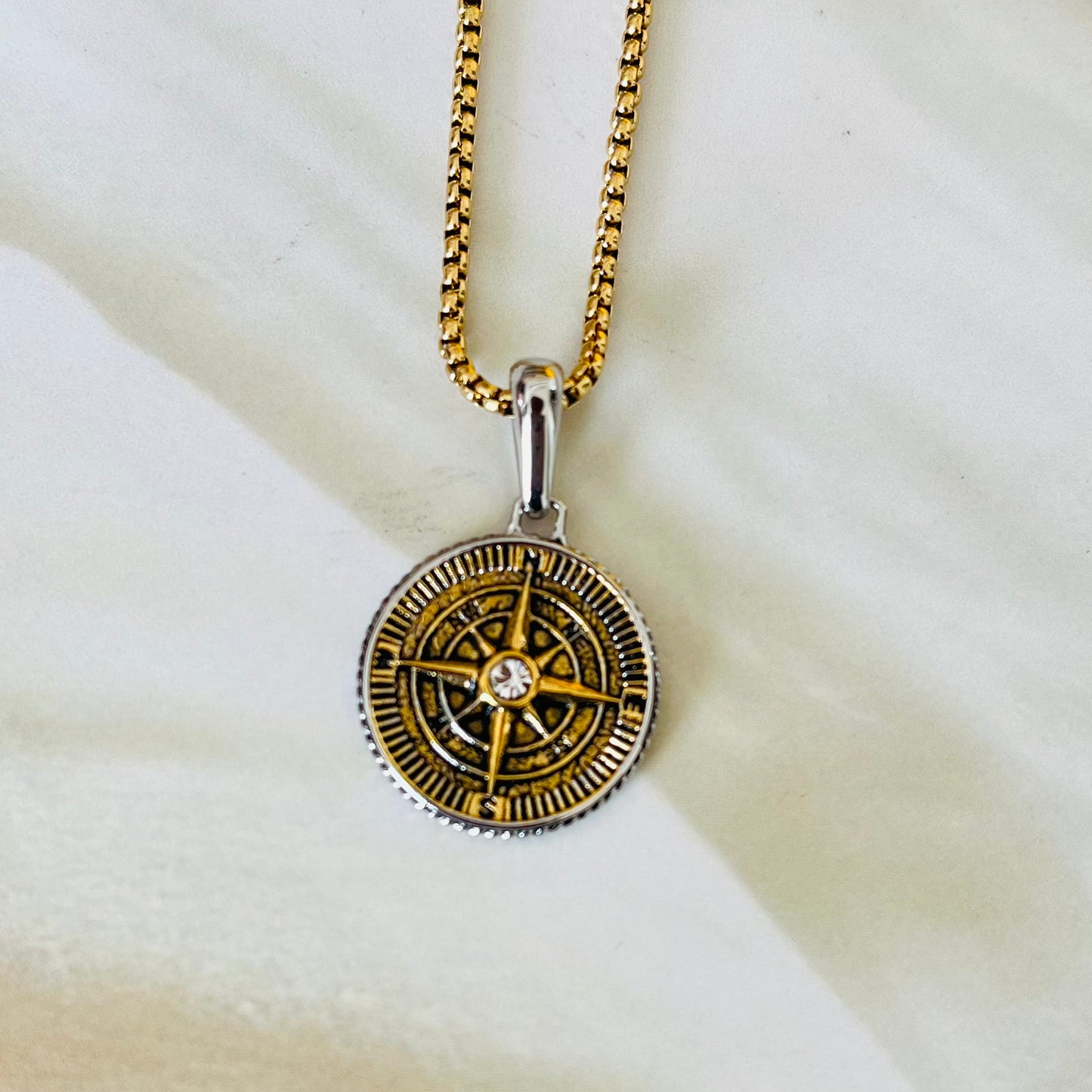 Dual Tone Men's Pendant Chain