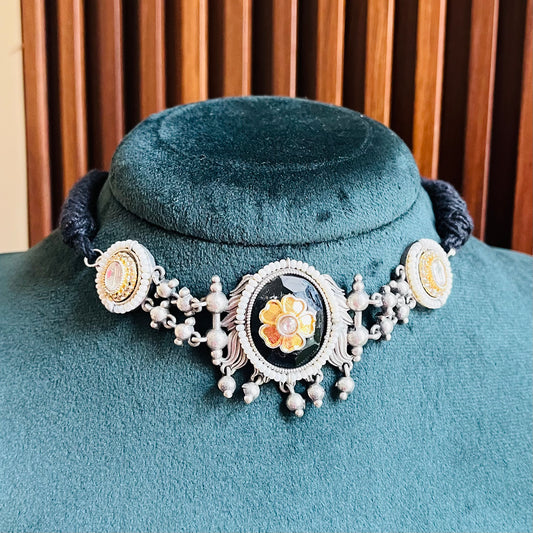 Dual Tone Stone Thread Necklace Set
