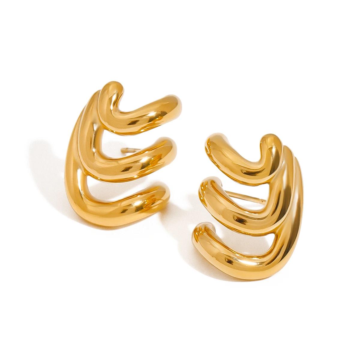 Luxe 18k Gold Studs Earrings
