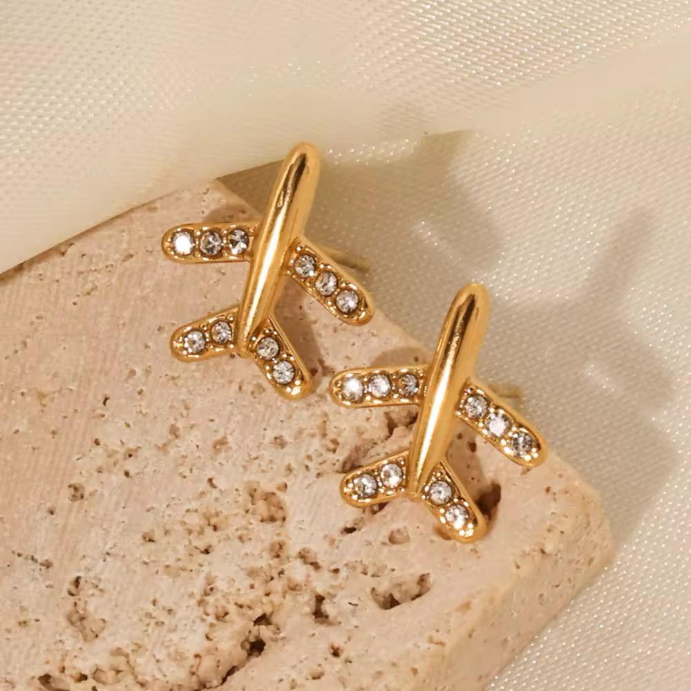 Luxe Cute Aeroplane Studs Earring