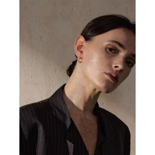 18k Gold Zircon Twisted Earrings