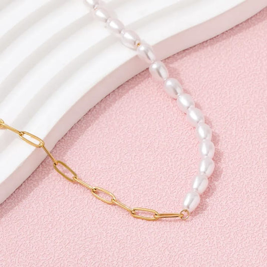 18k Gold Pearl Necklace