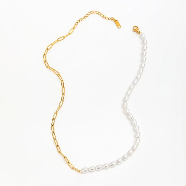 18k Gold Pearl Necklace