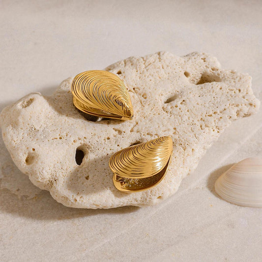 Oyster Shell Gold Earrings
