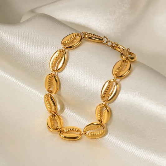 18k Gold Cowrie Shells Bracelet