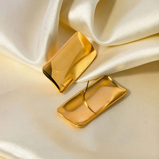 Luxe Gold Rectangle Studs Earring
