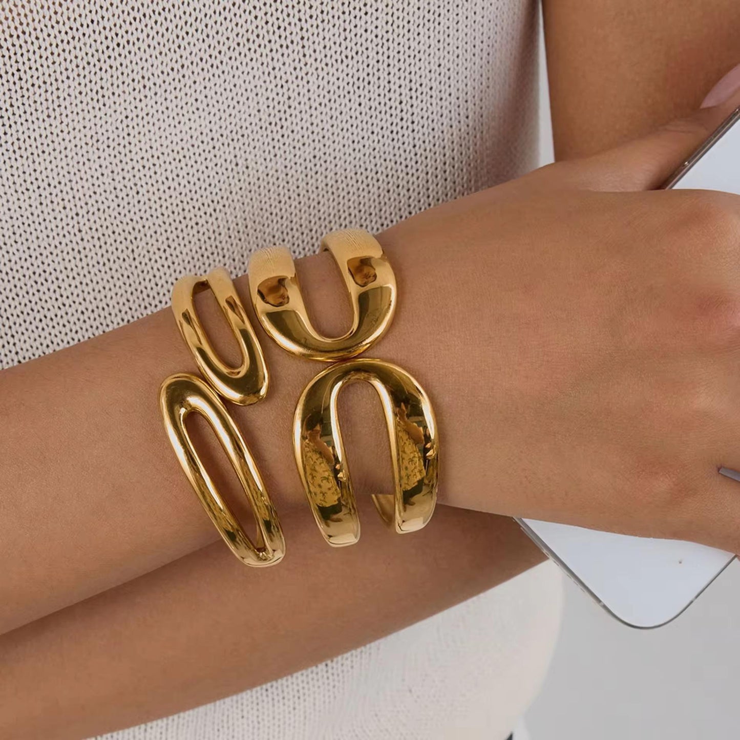 Luxe 18k Gold Bracelet