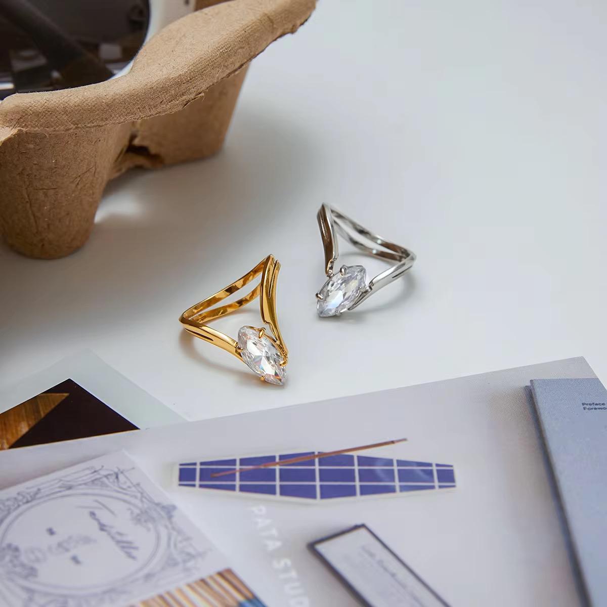 Luxe Silver Diamond Ring