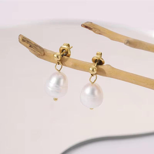 Fresh Water Pearl Drop Earring